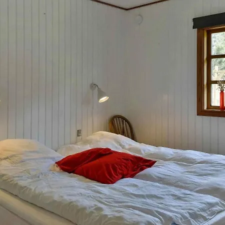 Holiday home Hus Hjorte *